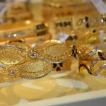 Gold recovers on ‘Navratra’ buying, strong global cues